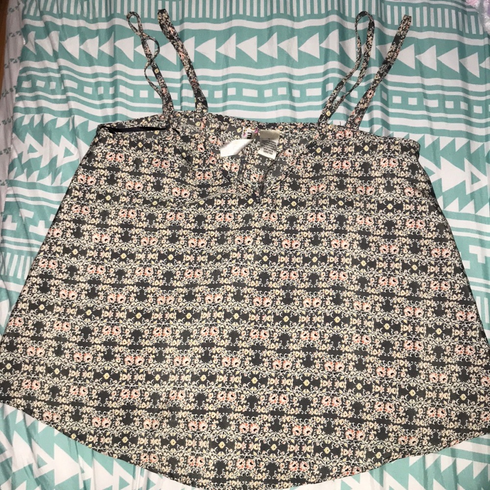 V-neck spaghetti strap tank top-Floral